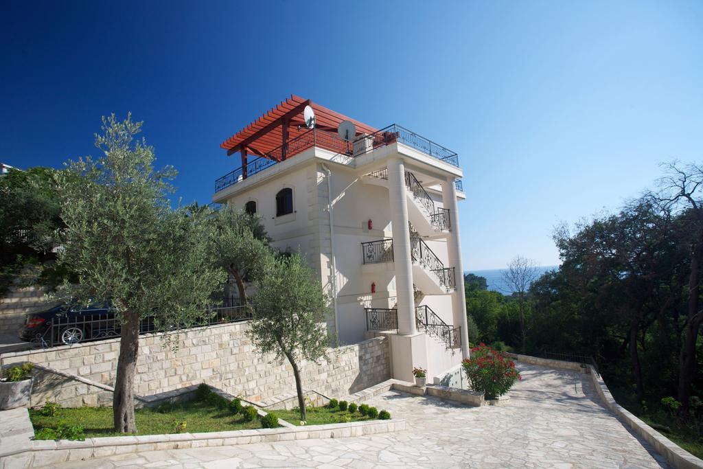 圣乔治酒店式公寓 Petrovac 外观 照片